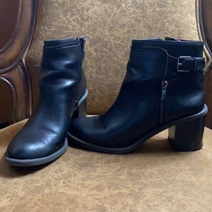 Gianni Bini Black ankle boots